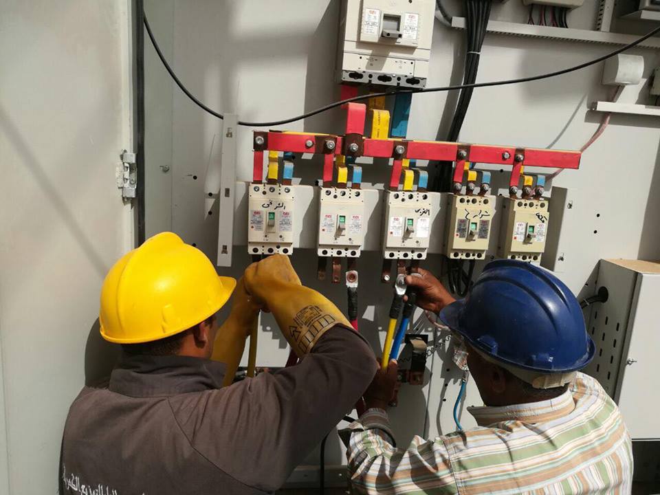 كهربائي حي الفاخرية الرياض - حلول متكاملة