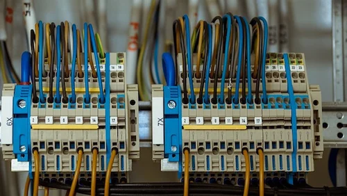 كهربائي حي ديراب الرياض 0558623942 